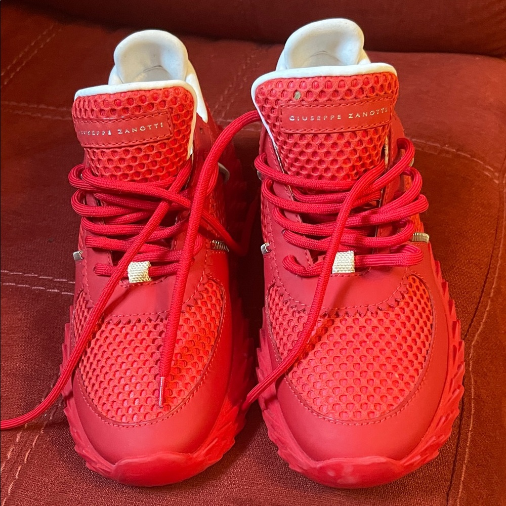 Men or Women Giuseppe Zanotti Vibrant Red Sneakers. Size 39